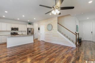 Spacious 3BR Home Close to Beach Centrally Located - 5