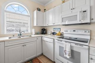 NEW, Large 2 BR at Magnolia Place,Golf Course View - 5