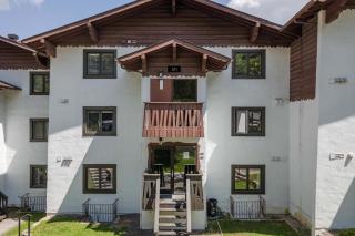 Epic Lake View - Tremblant Panoramic View - 4