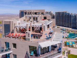 Stunning Oceanfront Penthouse Unit, 3 Bedrooms and 3 Bathrooms, Cristal 1006 - 8