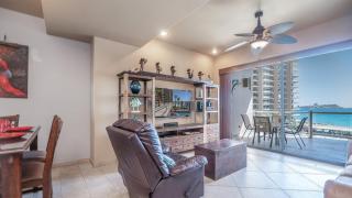 Phase 2 1 BR 1BA Cordoba 302 plus room - 9