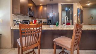 Phase 2 1 BR 1BA Cordoba 302 plus room - 4