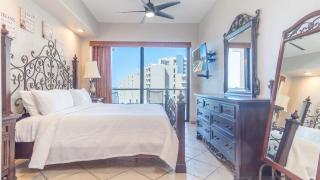 Las Palomas 3 BR 2 BA Topaz 801 - 5