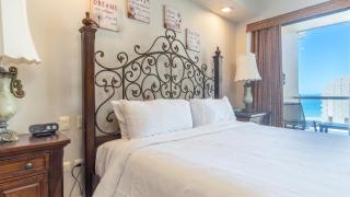 Las Palomas 3 BR 2 BA Topaz 801 - 4