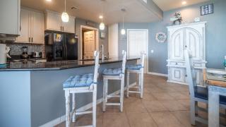 Rubi 804 1 BR 1 BA @ Las Palomas - 6