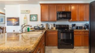 Las Palomas 2 BR 2 BA Diamante 707 - 1