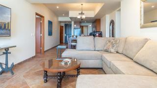 Las Palomas 2 BR 2 BA Cristal 503 - 4