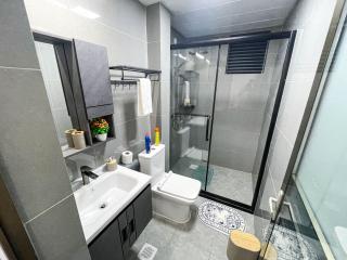 Cozy One Bedroom Apartment, Winchester Gardens - 2