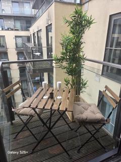 Royal Court Slough - 9