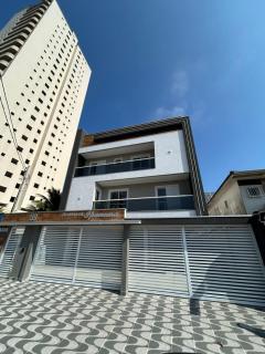 Casa térrea com 2 dormitórios, Wi-Fi, churrasqueira e garagem - 0