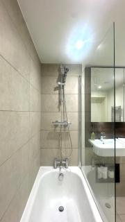 Stylish City AP - London Views - 4