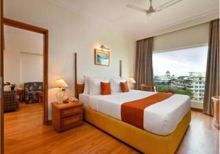 Hotel Red Plaza -Near IGI-Airport-Terminal-3 - 1