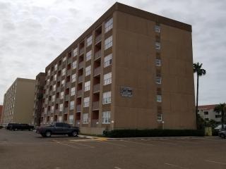 BBQ Pits Private Beach Access Pool & Hot Tub - 8