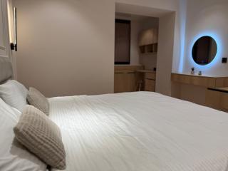 Modern Luxury in Nizami Street - 4