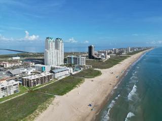 Luxury 17th Floor Beachfront Stunning Views - 6