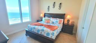 Luxury 17th Floor Beachfront Stunning Views - 2