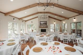 The Summit - 4 cabin getaway for 20 guests with views - 9