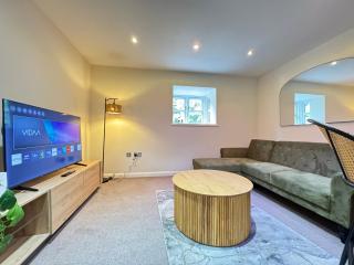 Charming Stay near Warwick Castle - 3