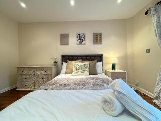 Charming Stay near Warwick Castle - 1