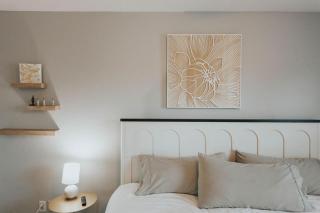 Beautiful Updated Home with Pool - 9