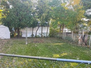 Quiet 3 Bedroom home Near downtown - 6