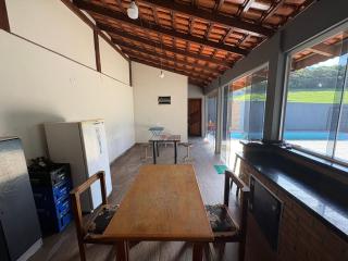 Edícula com Piscina - Caminho das Cachoeiras - 1