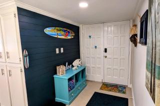 Top Floor Ultimate Beachfront Luxury Remodeled - 2