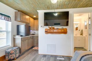 Pet-Friendly Farmhouse Suite with Patio in Vaughn! - 8