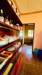 Chateau La Princesa cozy bar & awesome garden - 8