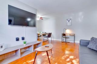 Comfy & Relaxing Apt - 1