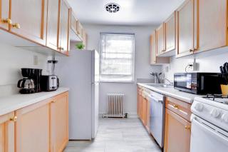 Comfy & Relaxing Apt - 7