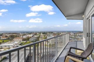 Cozy BBQ Walkable Location Beachfront - 8