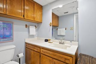 Cozy BBQ Walkable Location Beachfront - 2