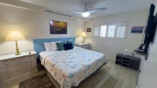 Peaceful Pool Steps to Beach XXL Patio - 5