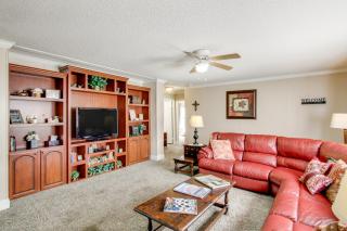 Quiet Family Home in Headland with Games and Yard - 0