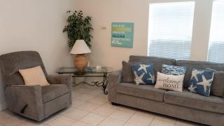 EZ Access 1st Floor 5 mins to Beach Pool - 7