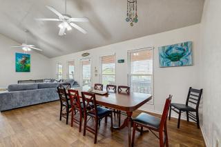 Charming Gulf Views Large Deck Dog Friendly - 2