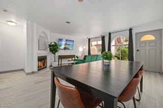 Walk to Beach Walk to hot spots Villa - 2