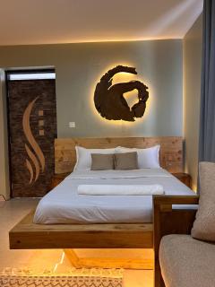 Ntinda Stylish Rustic Rooftop Studio Near Naguru - 4