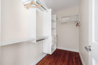 Share Home- Cozy Getaway in Vancouver - 3