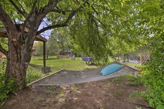 The Modern Ridge House with Yard in Wheat Ridge - 8