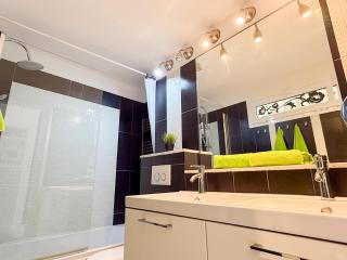 Torres de Yomely - Y8A - 3