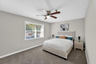 Family Friendly, Spacious 2bd 1bt Apartment - 0