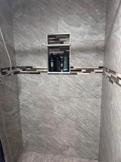 The Layover Lounge - 6