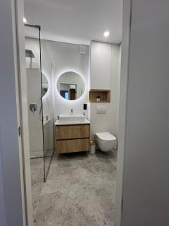 Апартаменти Петра Дорошенка 4а - 5