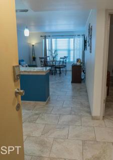 Luxury 1 bedroom Walk to Beach Pool - 1