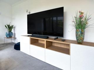 4 Bed Home Sleeps 7 - Close to Oval Tube Station - 9