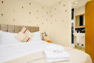 Modern 2bed 2bath apartment Canary Wharf - upto 5 person - 4