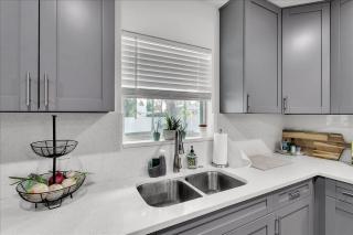 roomstr NJ Room 1 Bedroom in South Tampa with Shared Full Bathroom & FREE COFFEE - 9