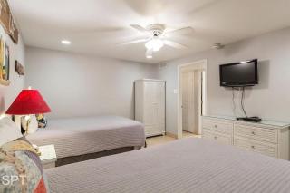 Poolside Family Perfect On Beach 1st Floor - 1